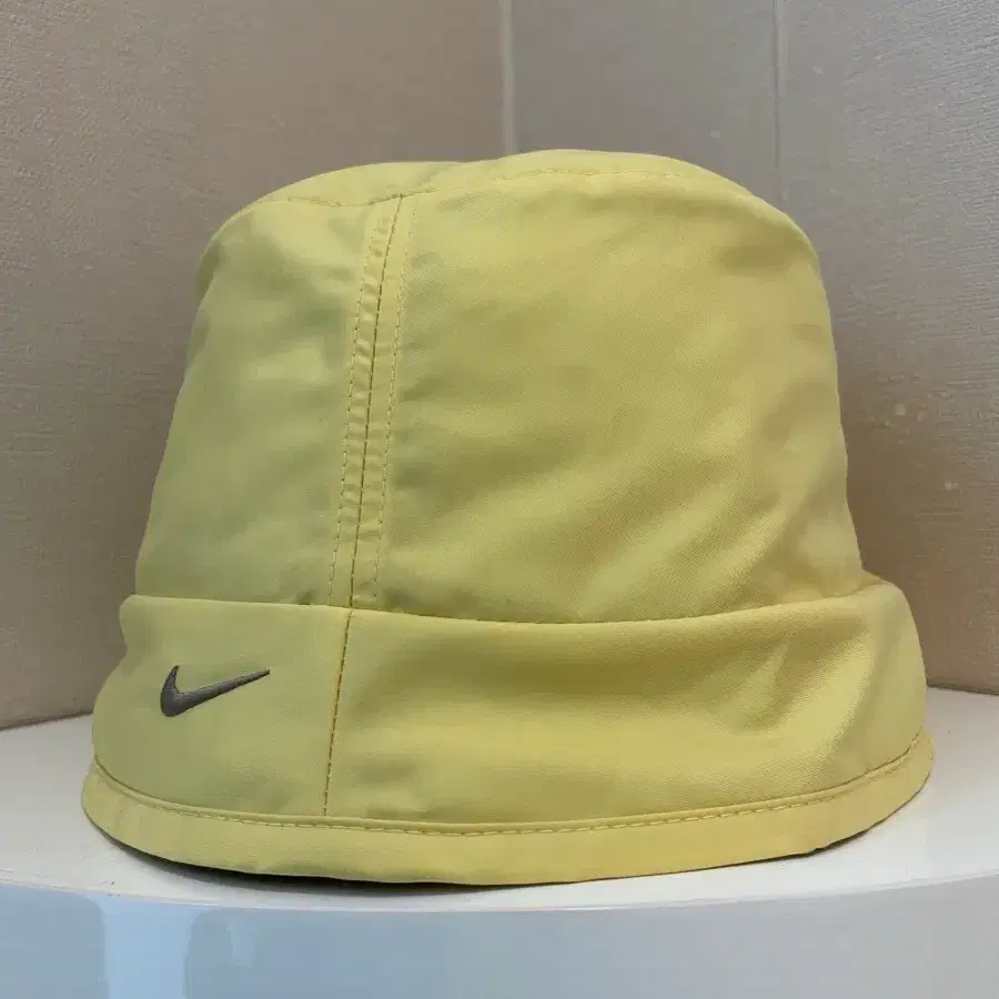 나이키 버킷햇 옐로우