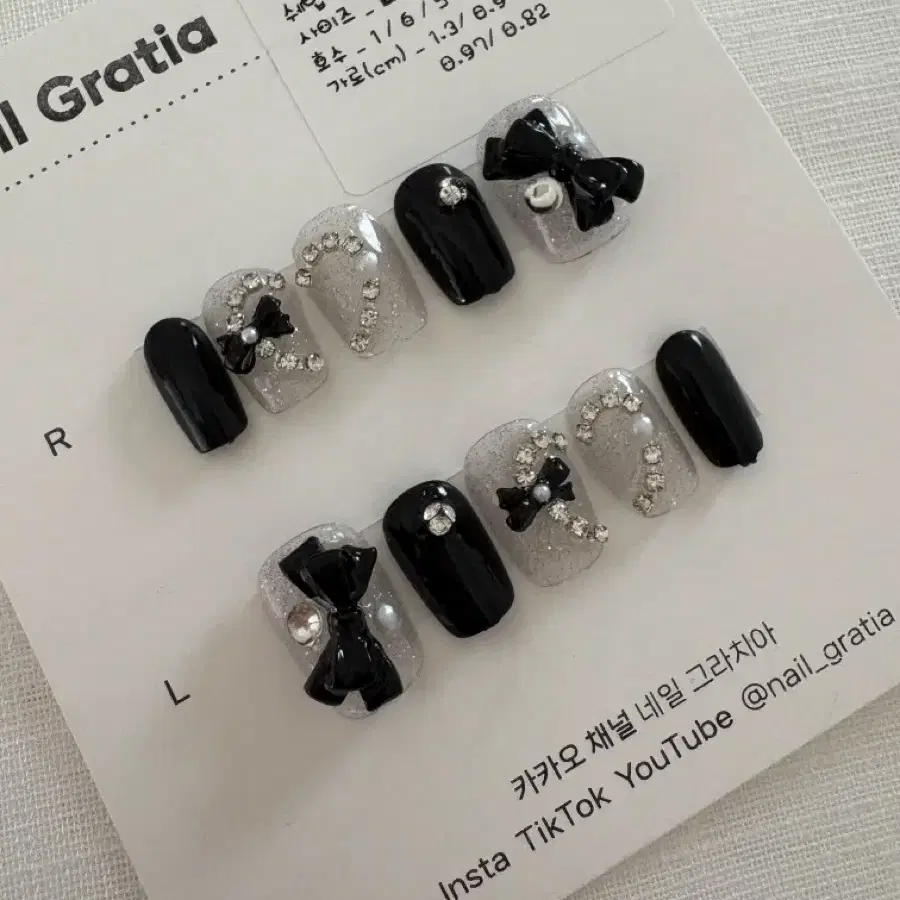 블랙 리본 하트 수제네일팁세트