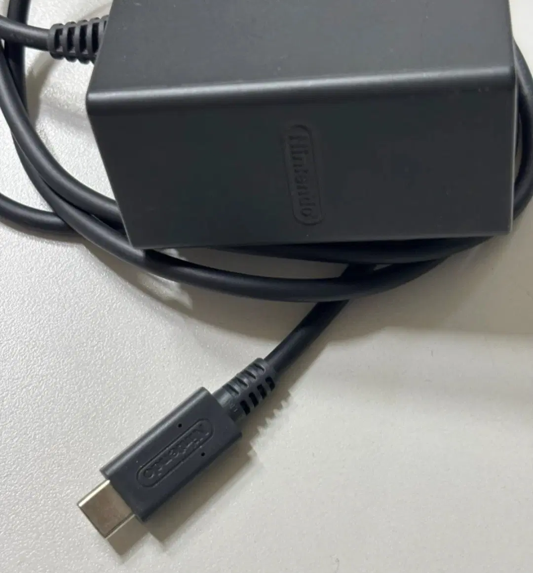 닌텐도 스위치 정품 USB-C 충전기