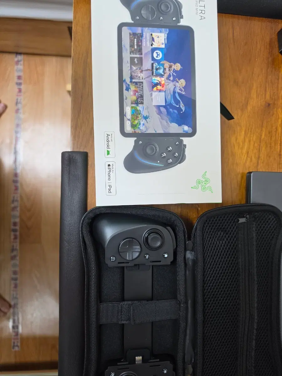 레이저 랩터 울트라 컨트롤러 (Razer Kishi Ultra)