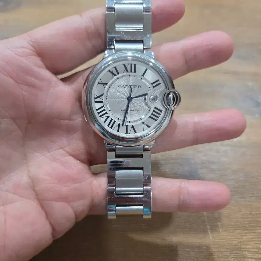 까르띠에 (풀박스, 보증서 모두)까르띠에 발롱블루 42mm 실버 스틸 시계ㅡ국내 백화점 구매증 사진 1