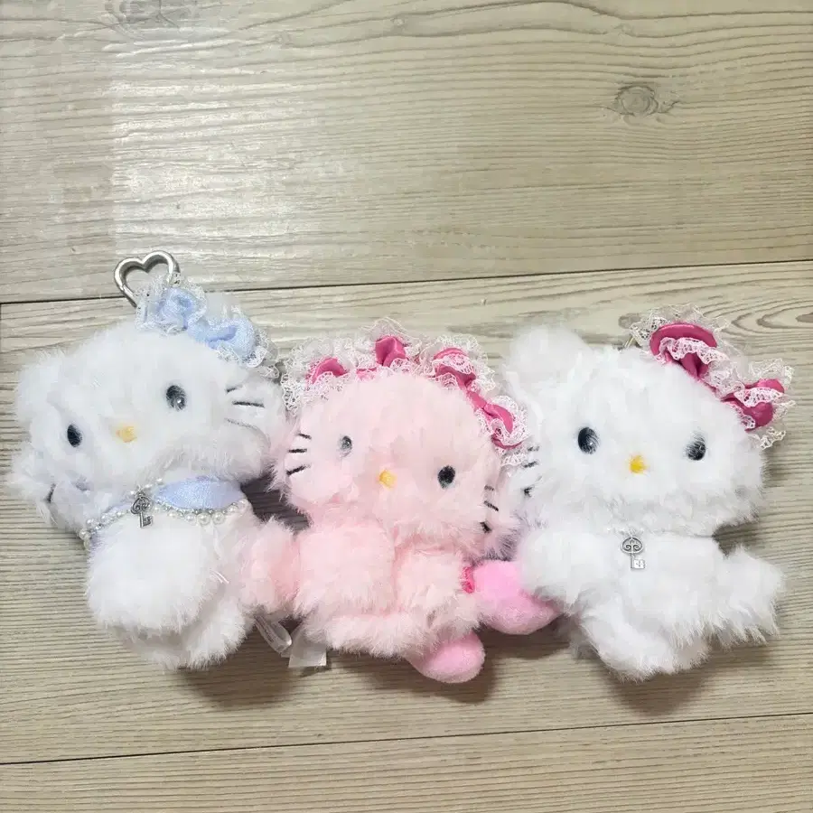 챠미키티 키링 헬로키티 인형