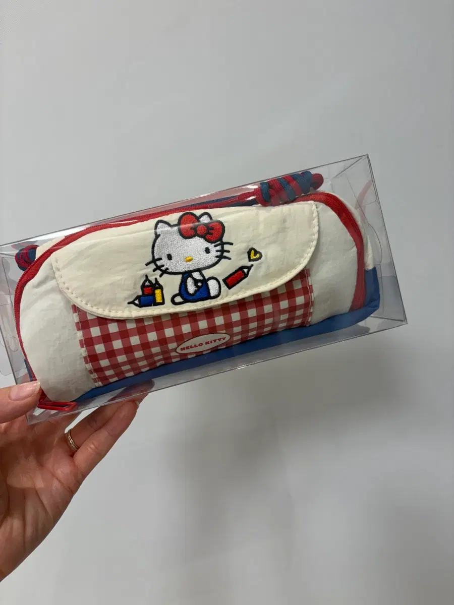 산리오 키티 필통 겸 파우치