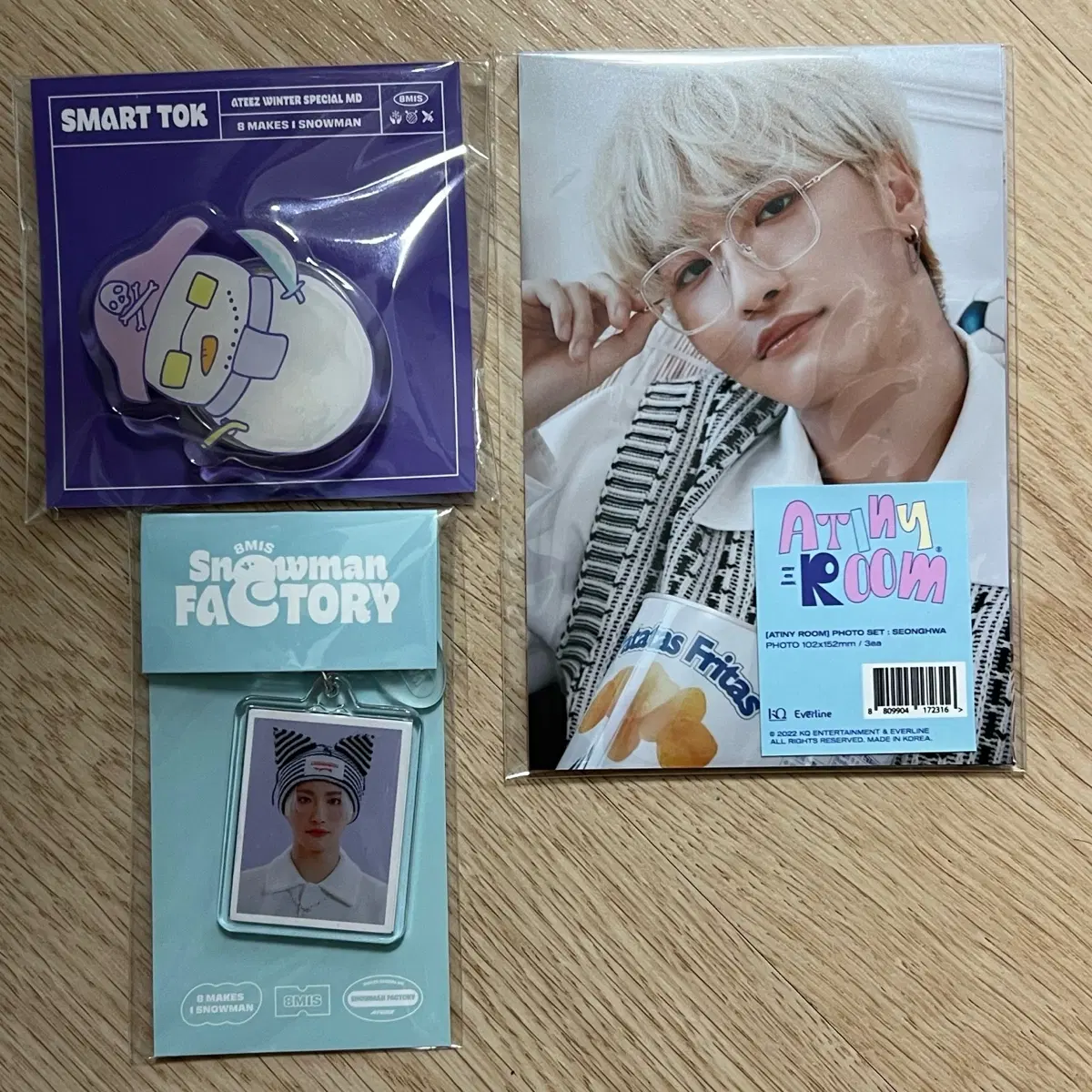 에이티즈 성화 팝업 포토세트 + 아크릴 키링 + 그립톡 일괄