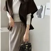 (미착용) 데일리룩/ 숏핸드메이드울베스트