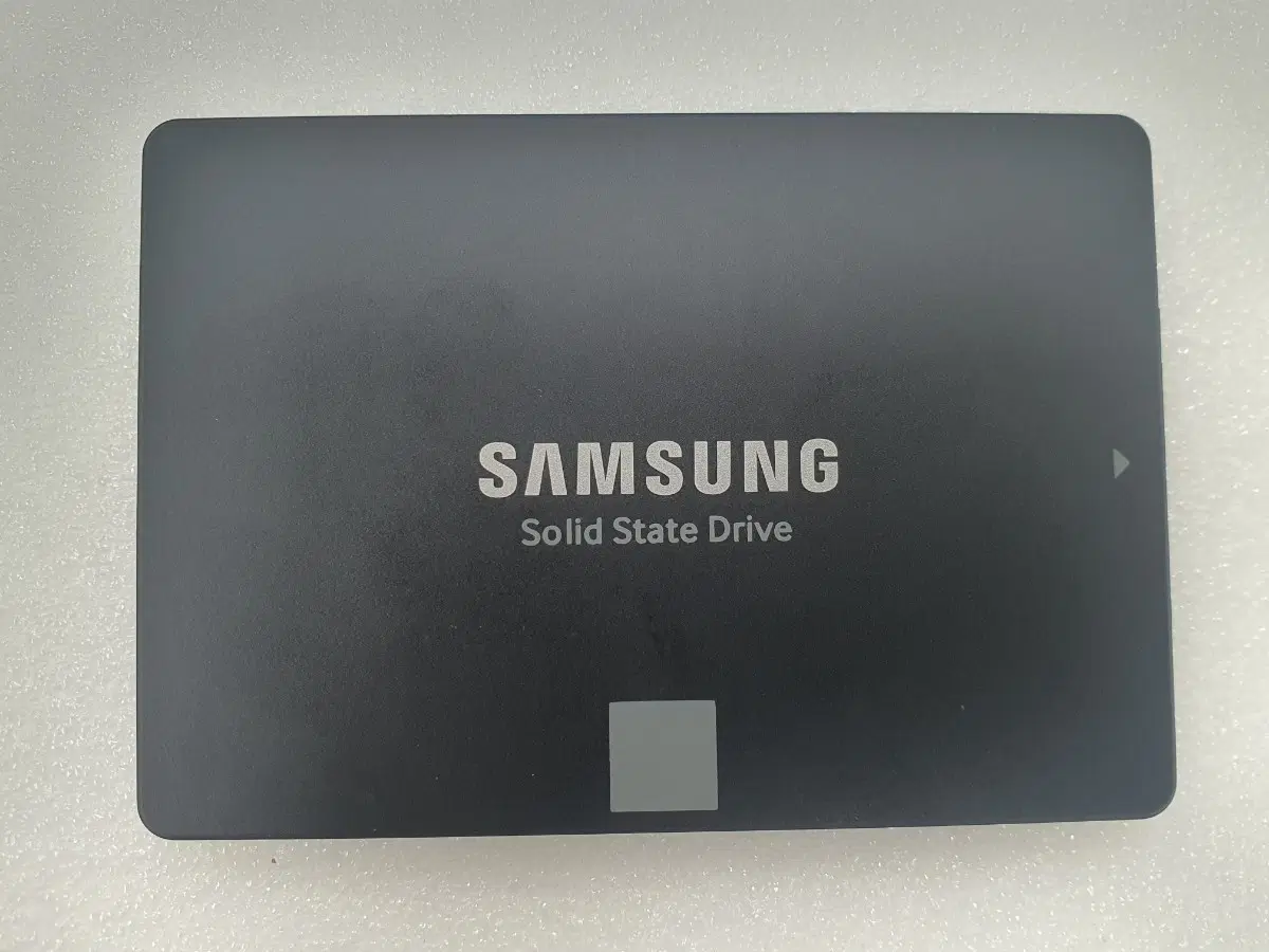 컴퓨터 저장장치 삼성 860EVO SSD 1TB