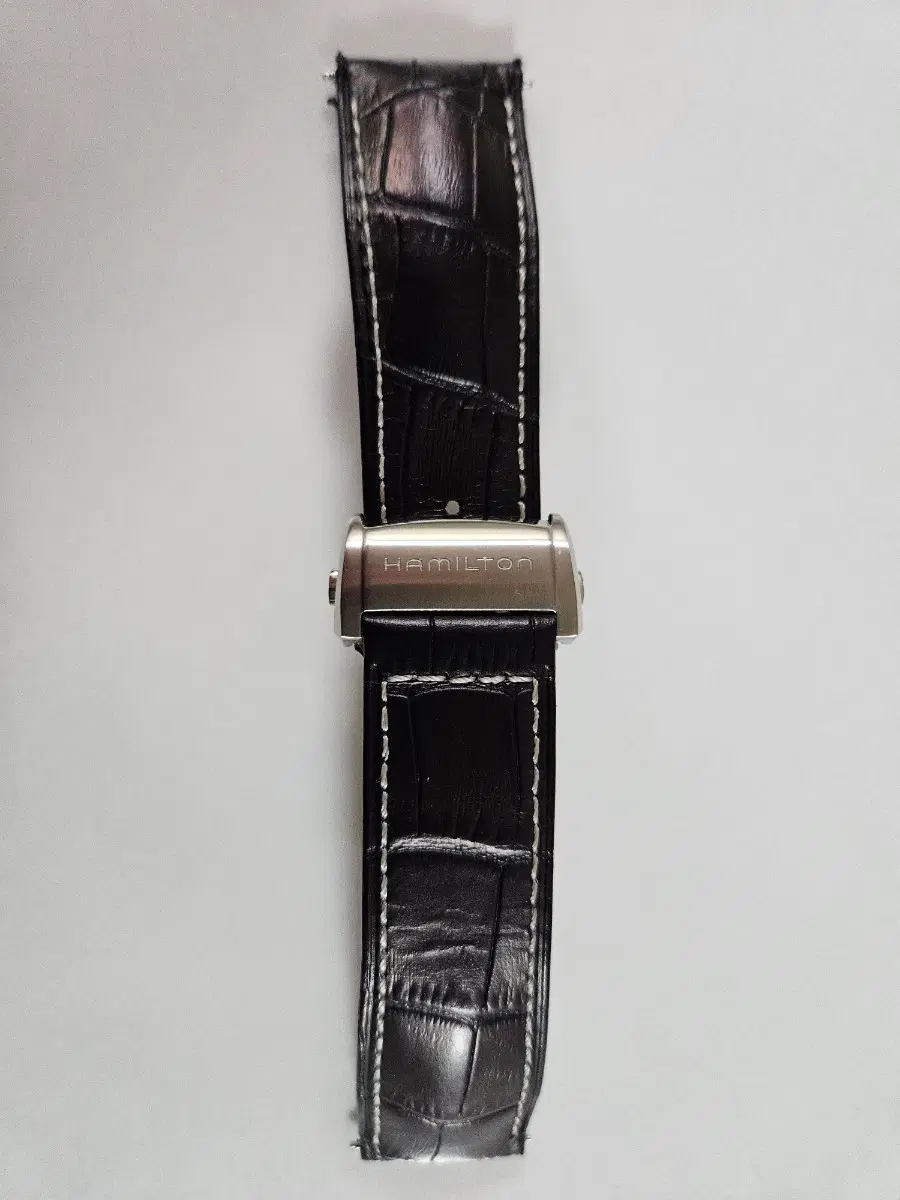 해밀턴 재즈마스터 정품 가죽스트랩 디버클 22mm 판매합니다.