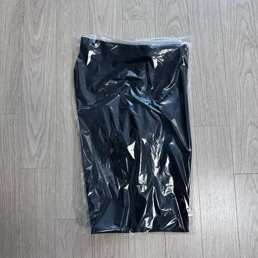 무신사스탠다드 와이드 히든 밴딩 슬랙스 [블랙]