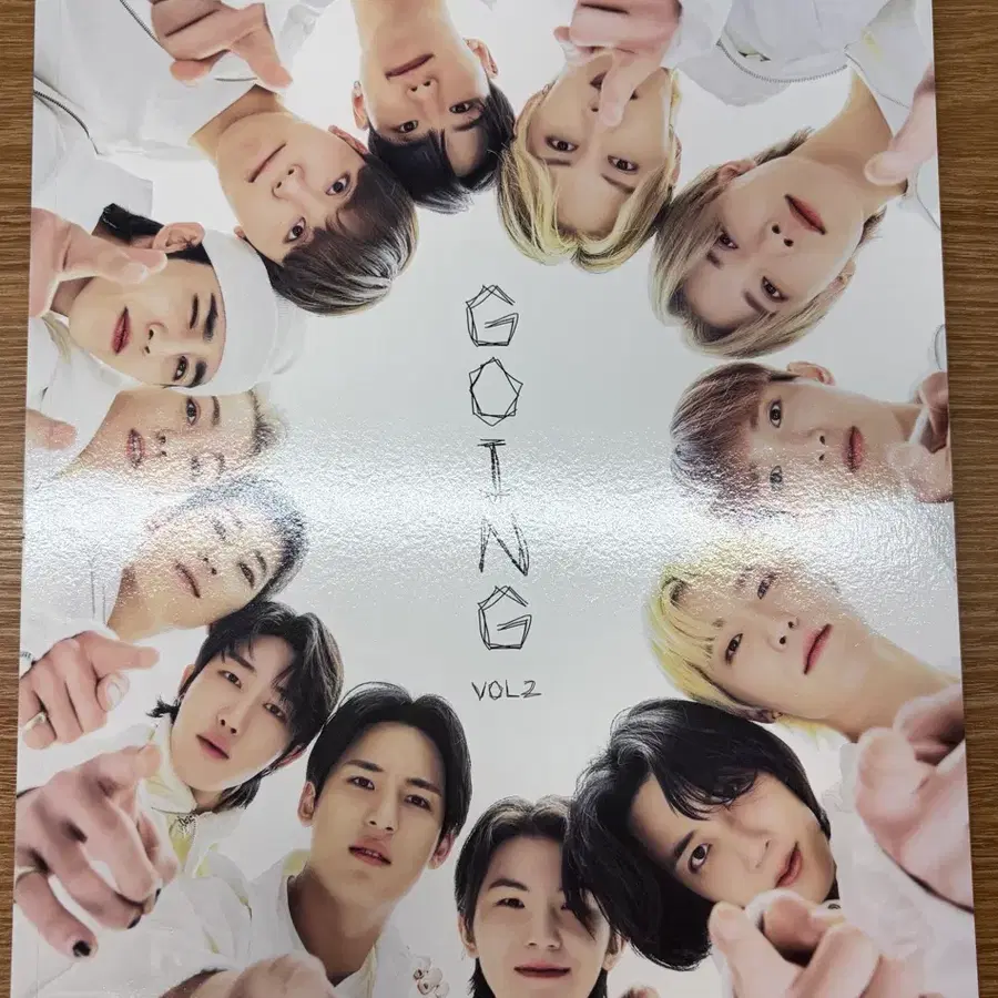 고잉세븐틴 잡지2
