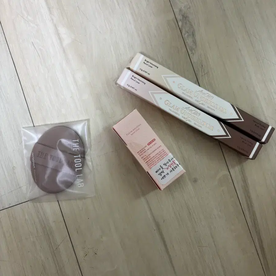 터툴랩 퍼프, 삐아로틴트, 투쿨포스쿨 글램언더라이너