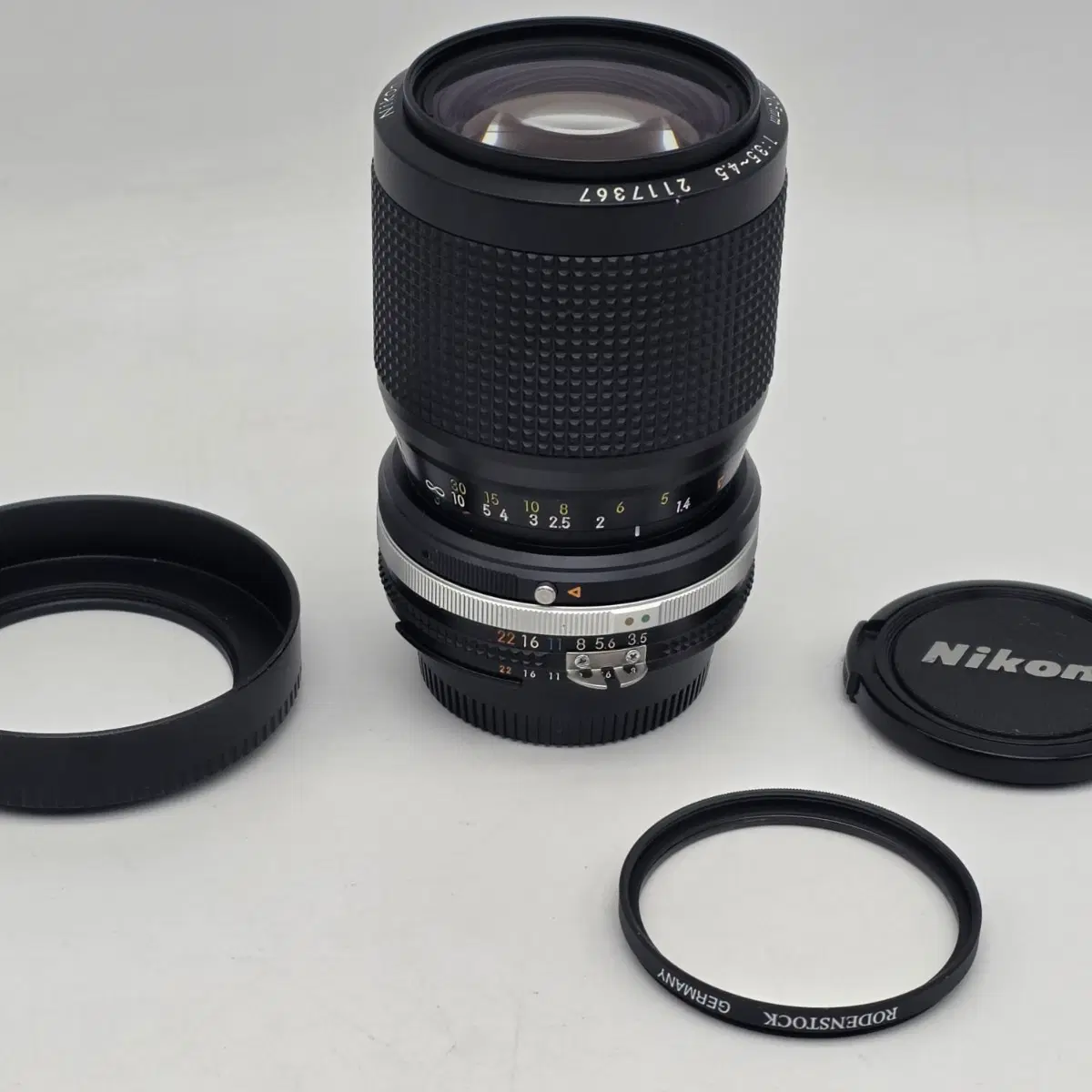 Zoom-NIKKOR 35-105mm f/3.5~4.5 매크로
