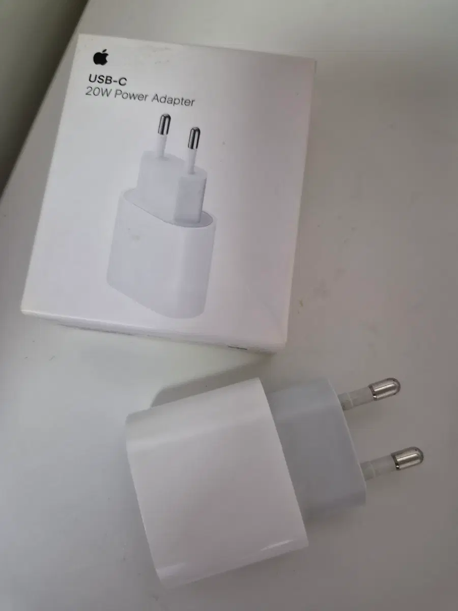 애플 USB-C 20W 정품 어댑터