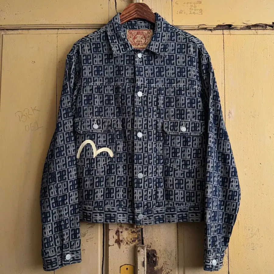 [L]00's EVISU 에비수 자카드 트러커 자켓