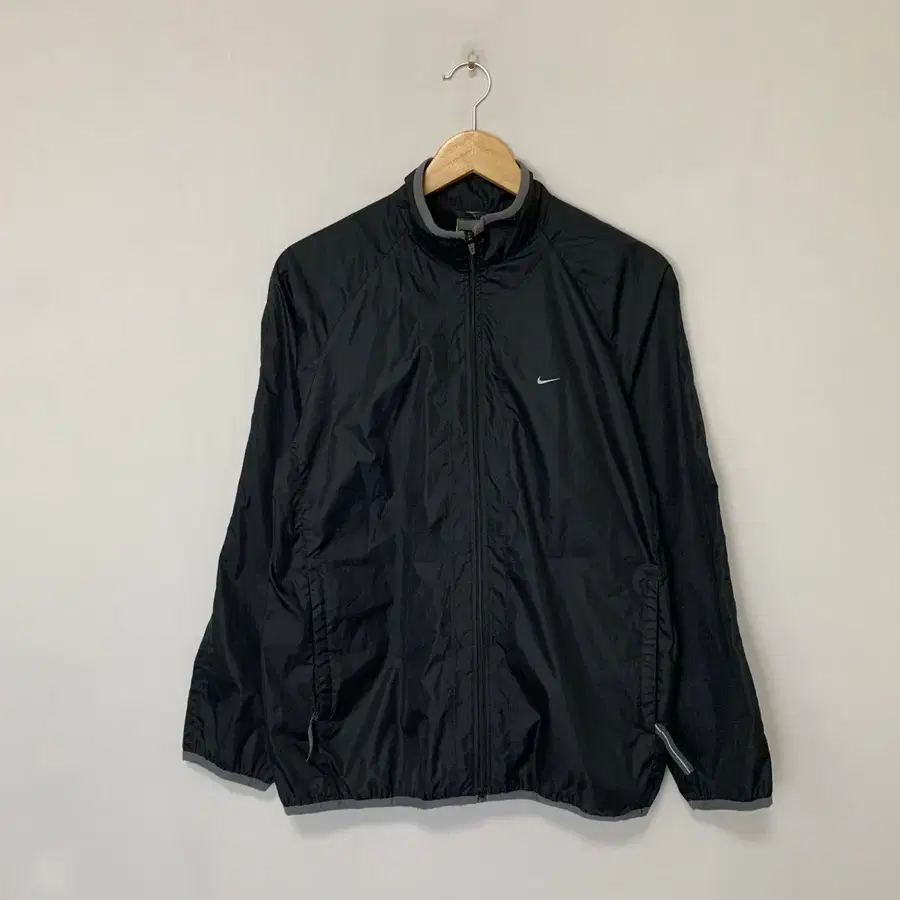 나이키 CLIMA FIT 여성 집업 바람막이 블랙 L