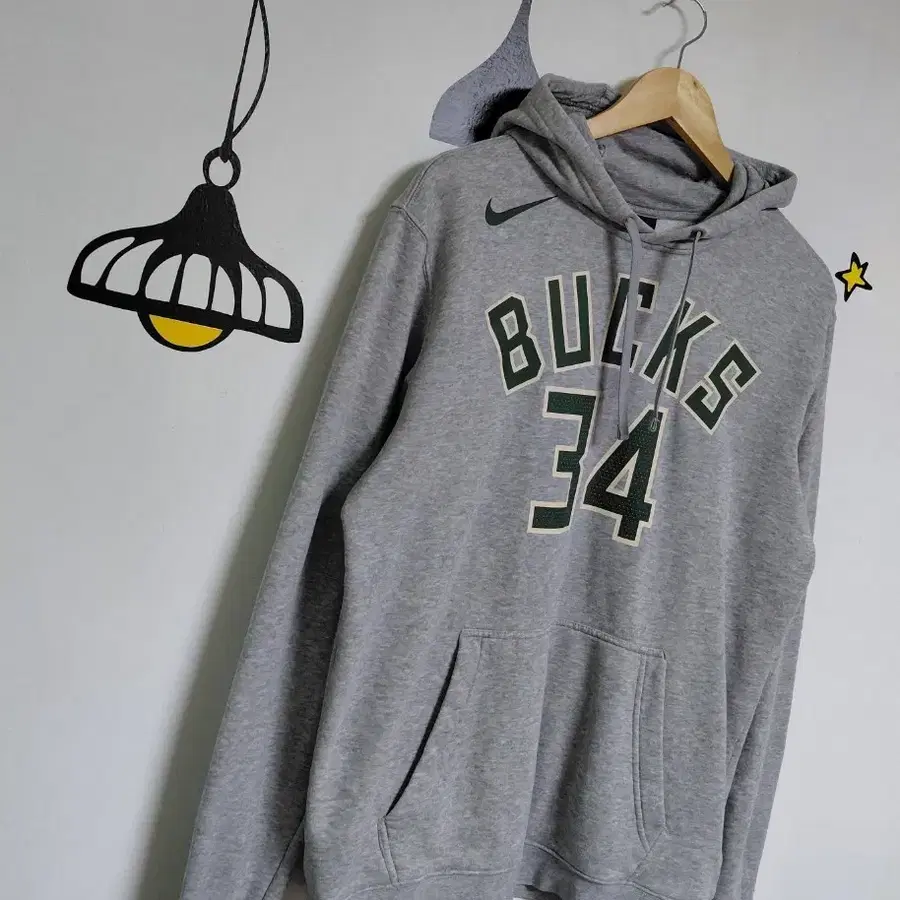 [M] 나이키 NBA 밀워키 벅스 아데토쿤보 후드티 (AV0406-083)