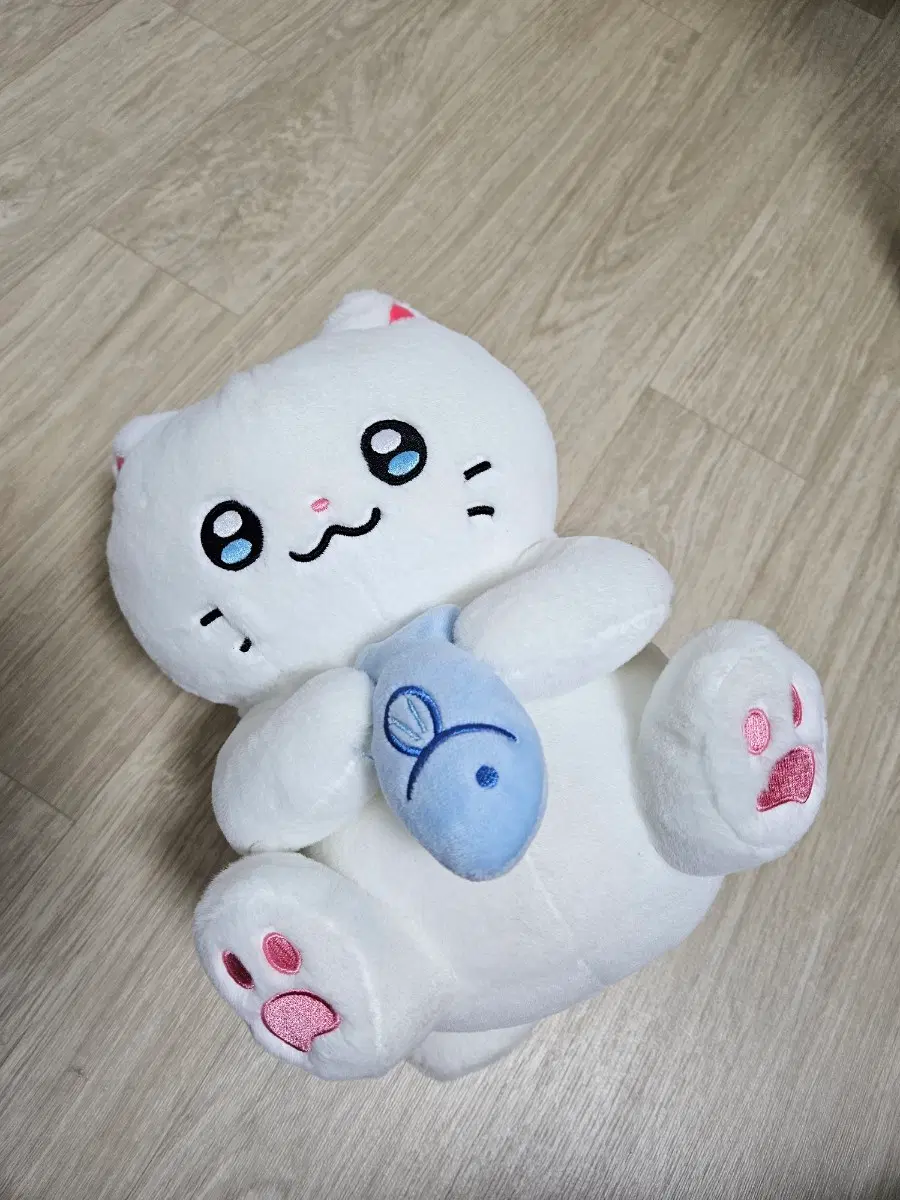 냐한남자 김춘배 발라당 25cm 인형 정품