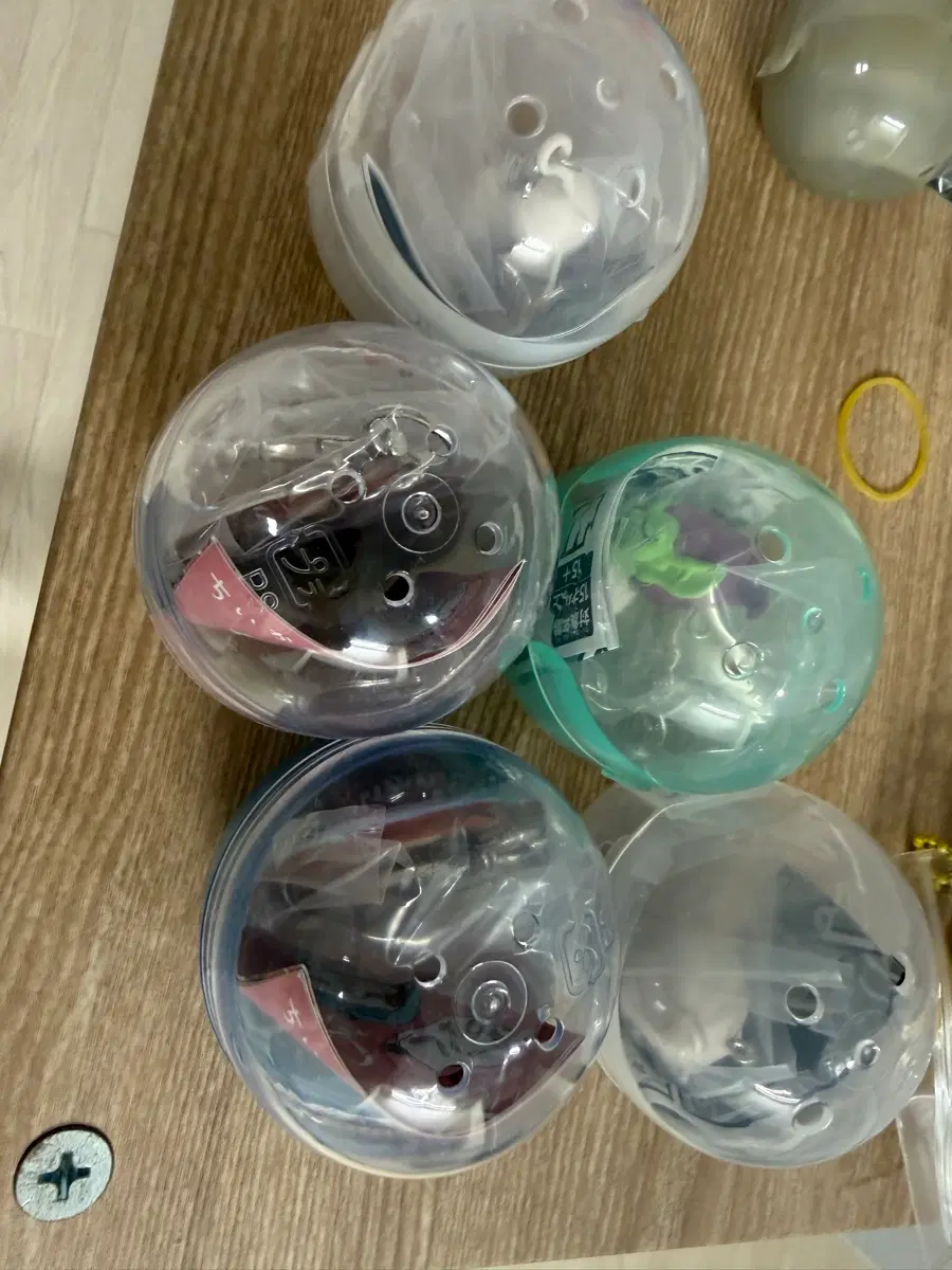 타카라토미아츠 마블 스파이더맨 가챠 판매