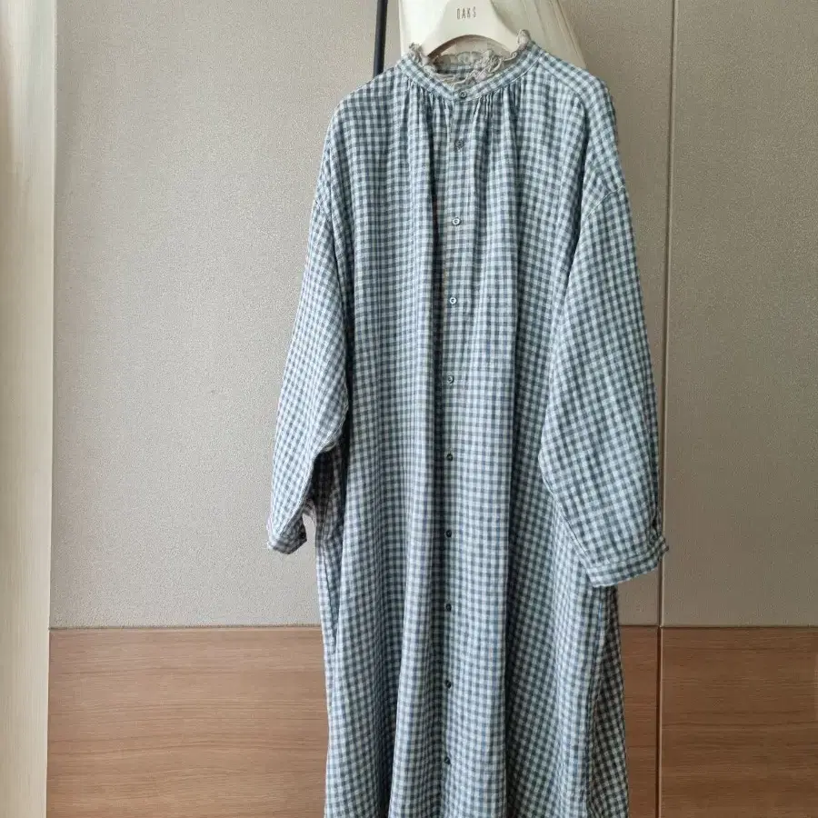네스트로브 린넨 깅엄 원피스