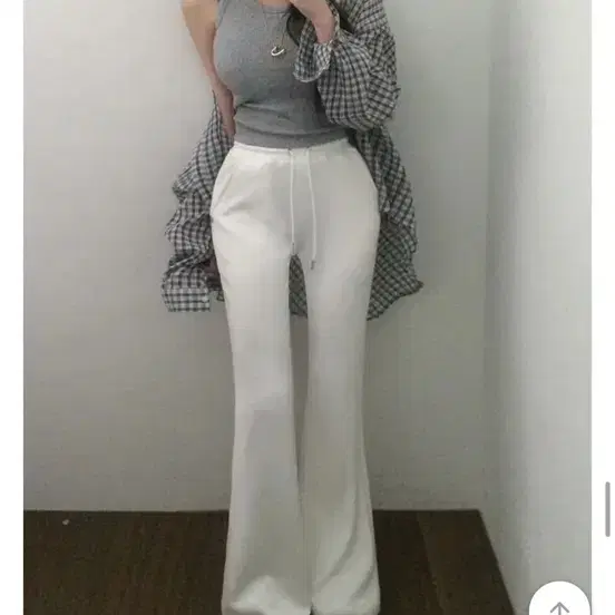 홀리 made 다이어트 스판 찰랑 부츠컷팬츠 아이보리(롱)