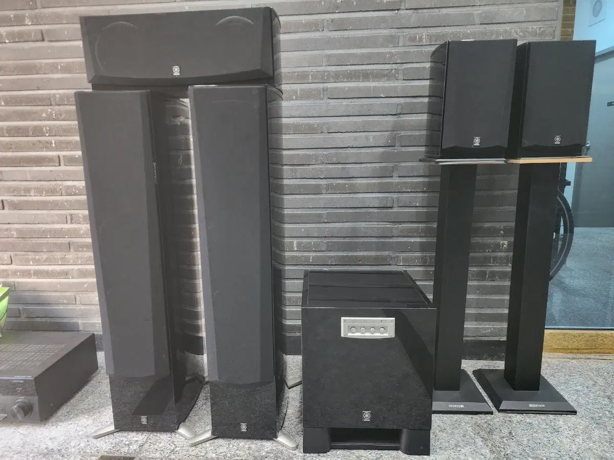 야마하 NS-555 5.1채널 스피커
