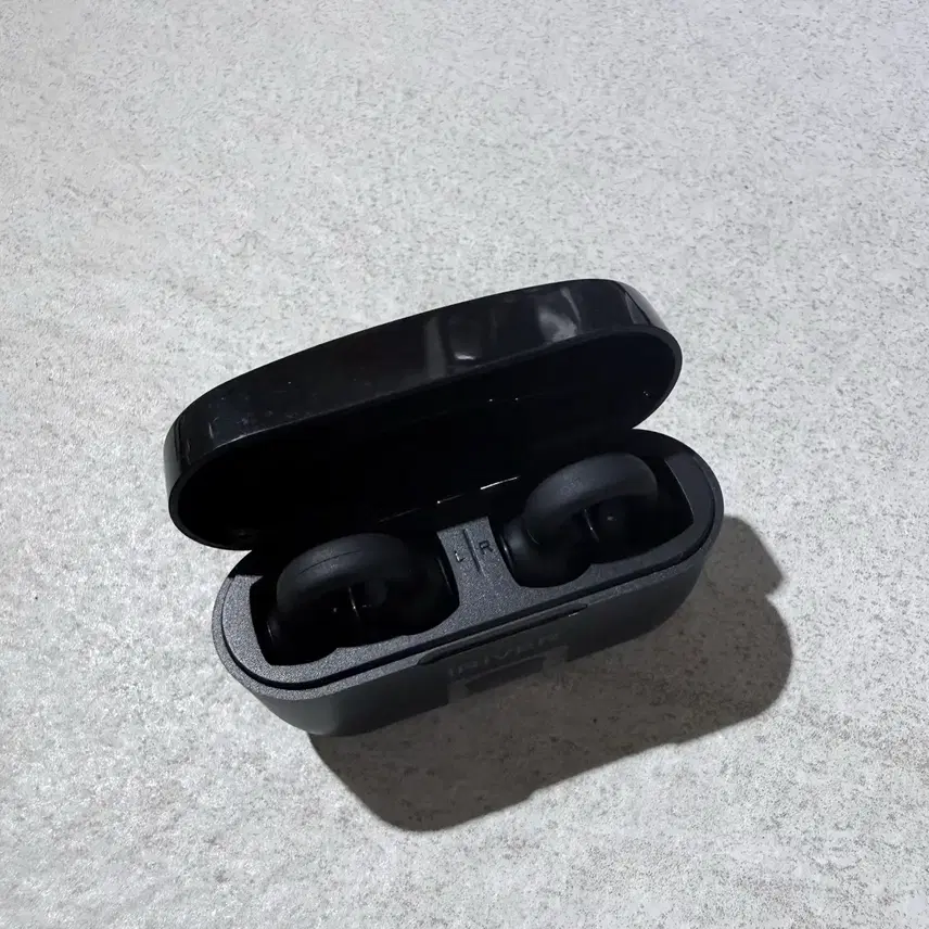 アイリバーITW-C1ワイヤレスイヤーカフギュッチ型Bluetoothイヤホン