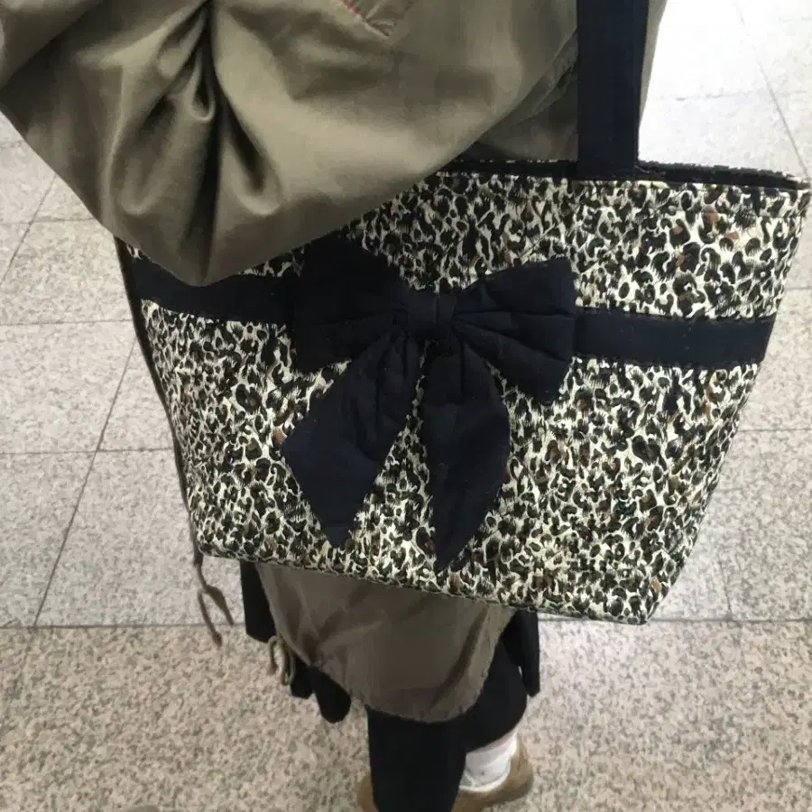 빈티지 갸루 호피 레오파드 블랙리본 토트백 숄더백 퀄팅백 나라야
