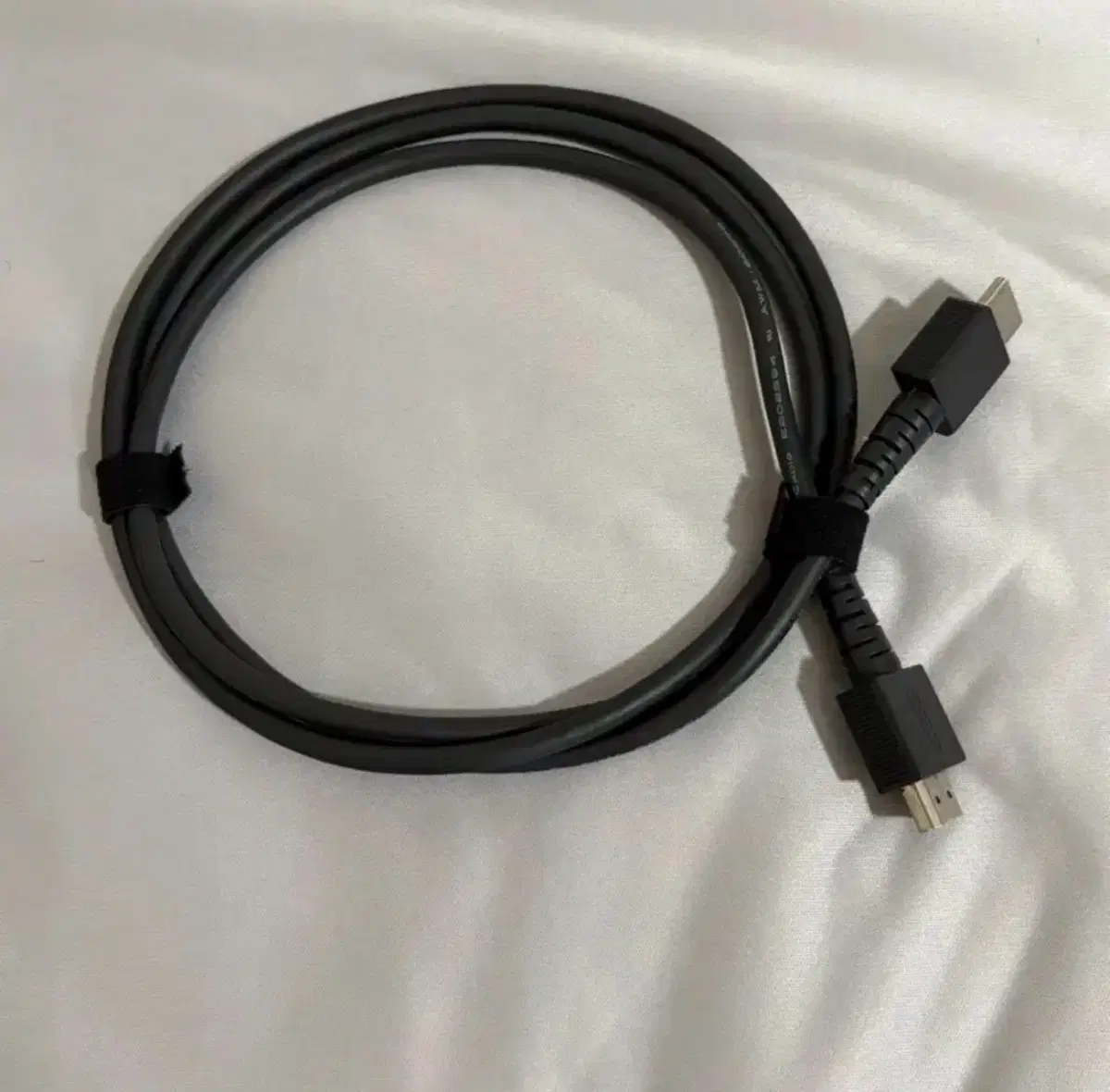 닌텐도 스위치1 정품 hdmi 케이블 판매합니다