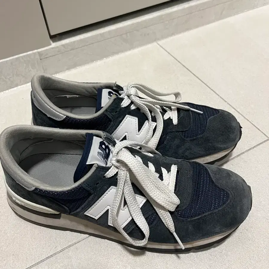뉴발란스990v1메이드인USA 네이비 275