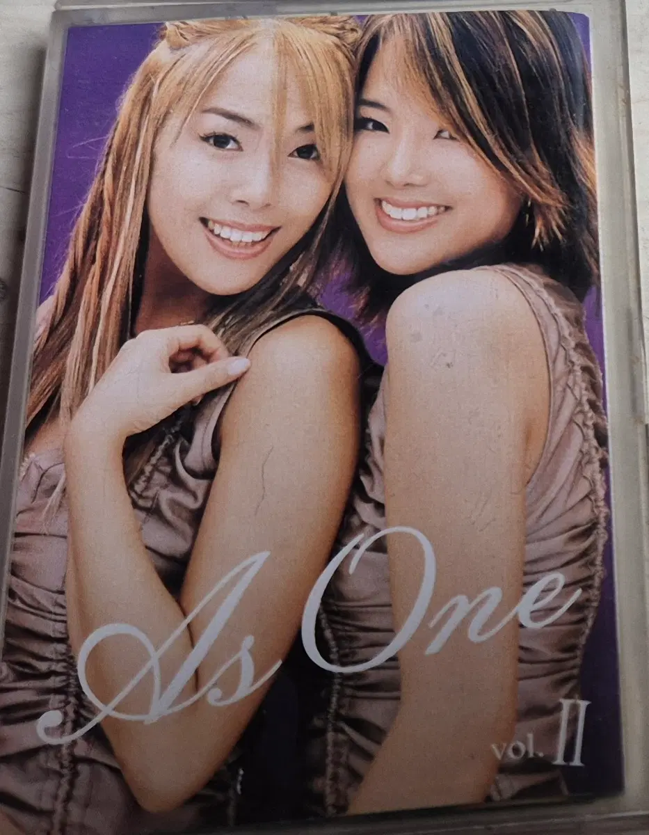 애즈원 As One vol. II  tape 앨범  상태좋습니다