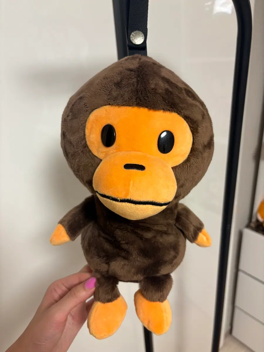 베이프 마일로 인형