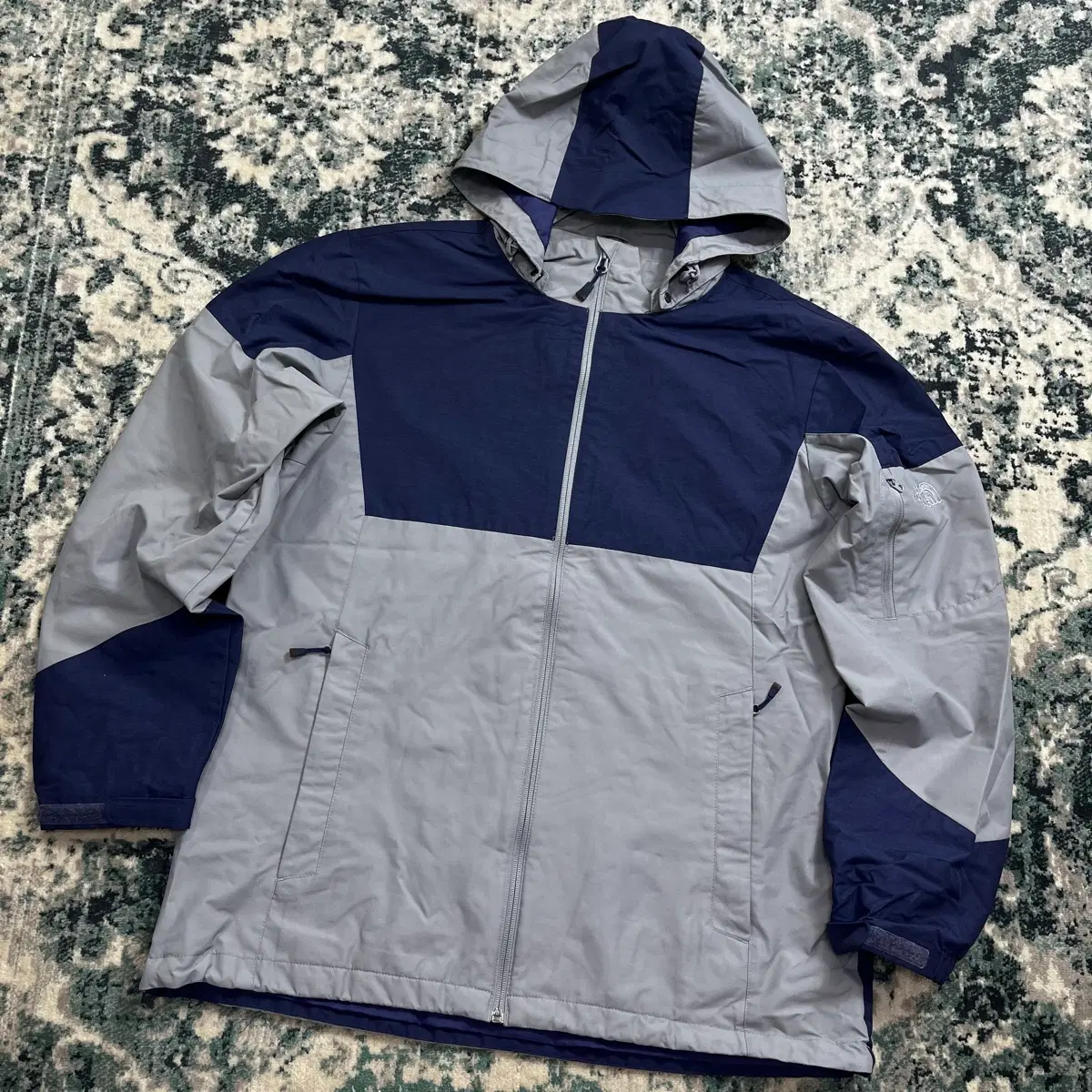 The North Face 노스페이스 고프코어 바람막이 집업 자켓 110