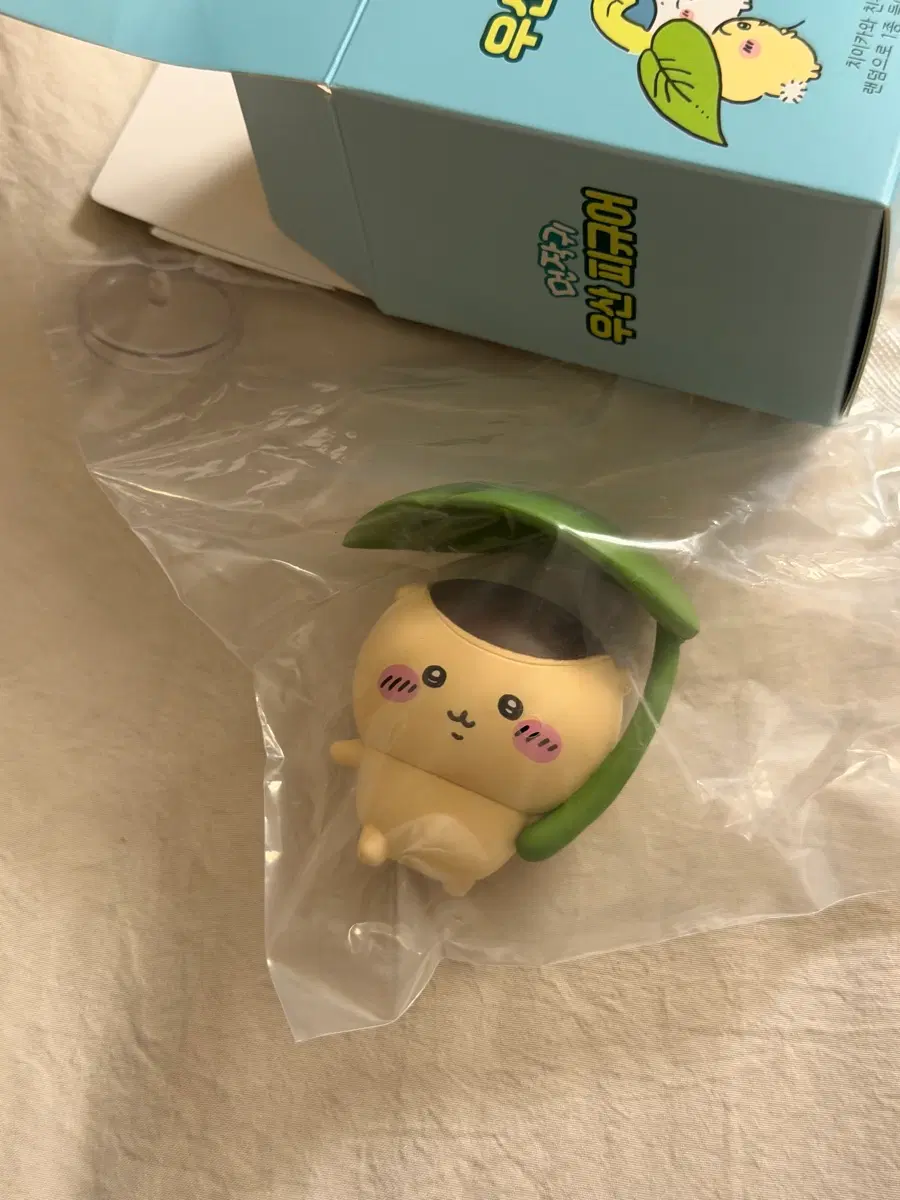(교환)치이카와 먼작귀 우산 피규어