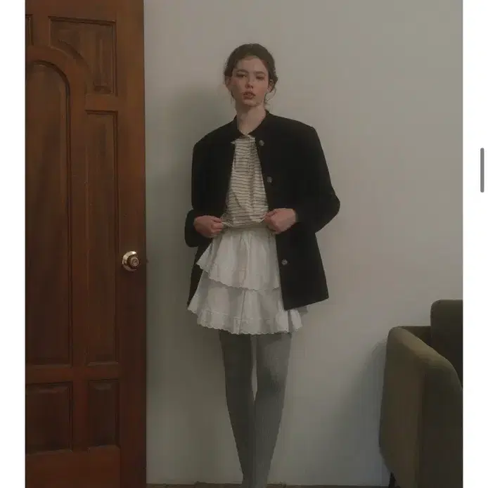위드아웃썸머 Tweety wool coat_black