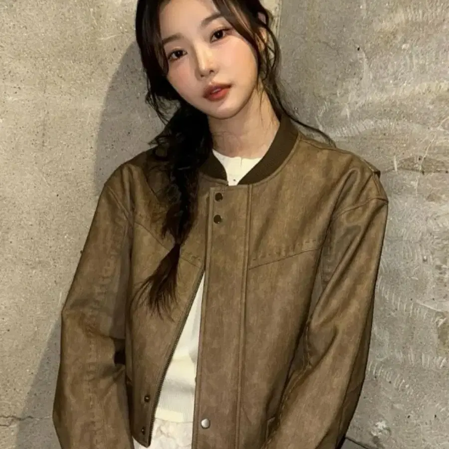 애프터아워즈 레더 자켓