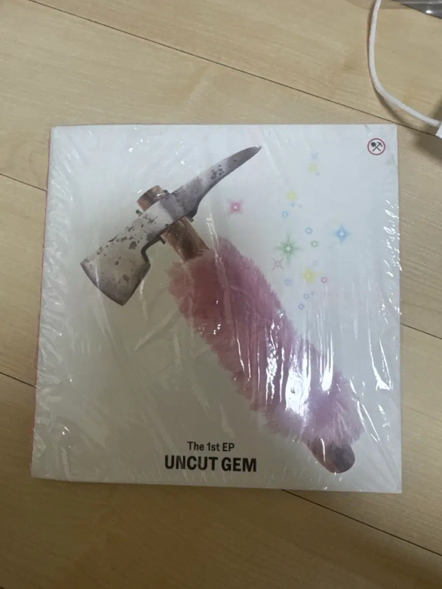 KiiiKiii 키키 UNCUT GEM The 1st EP 앨범