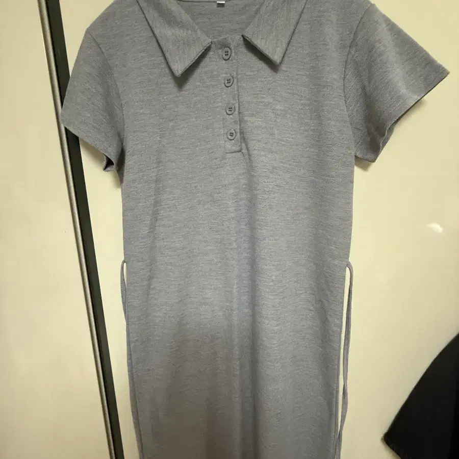 새상품 그레이 카라 반팔 원피스 S