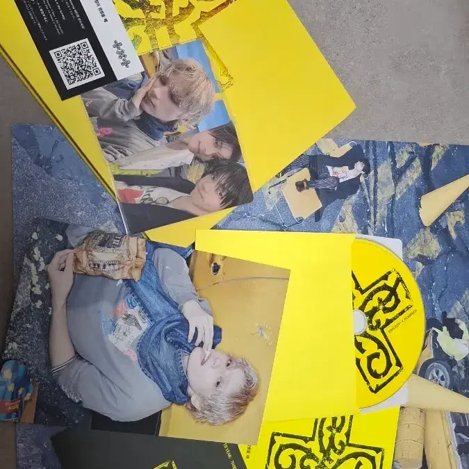 투모로우바이투게더 앨범 포토북 CD 굿즈7TH YEAR: 가시덤불에 잠시 바람이 멈췄을때휴닝카이범규수빈단짝즈포카세트미개봉hunger버전포스터엽서최거가처분