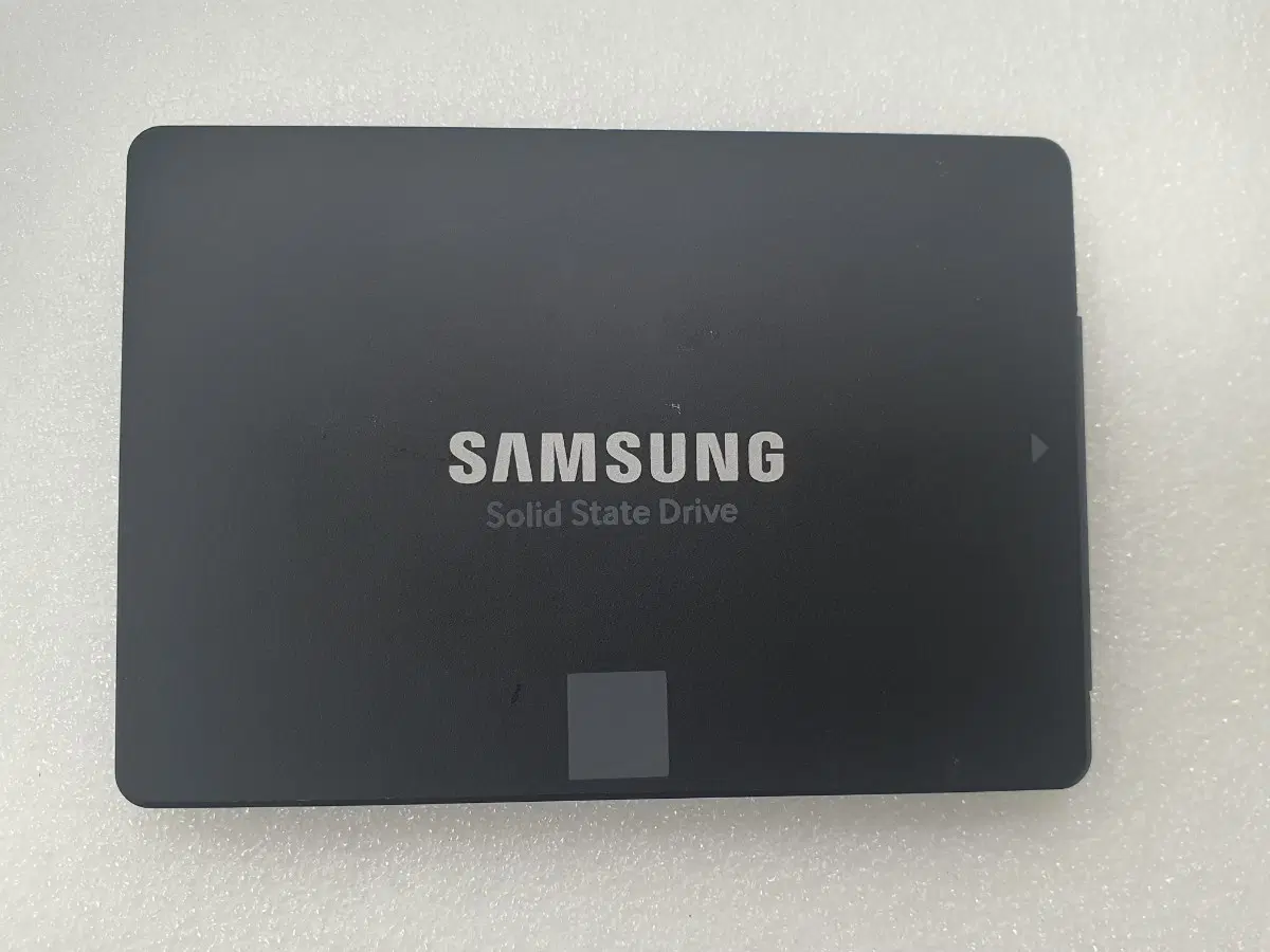 컴퓨터 저장장치 삼성 870EVO SSD 500GB