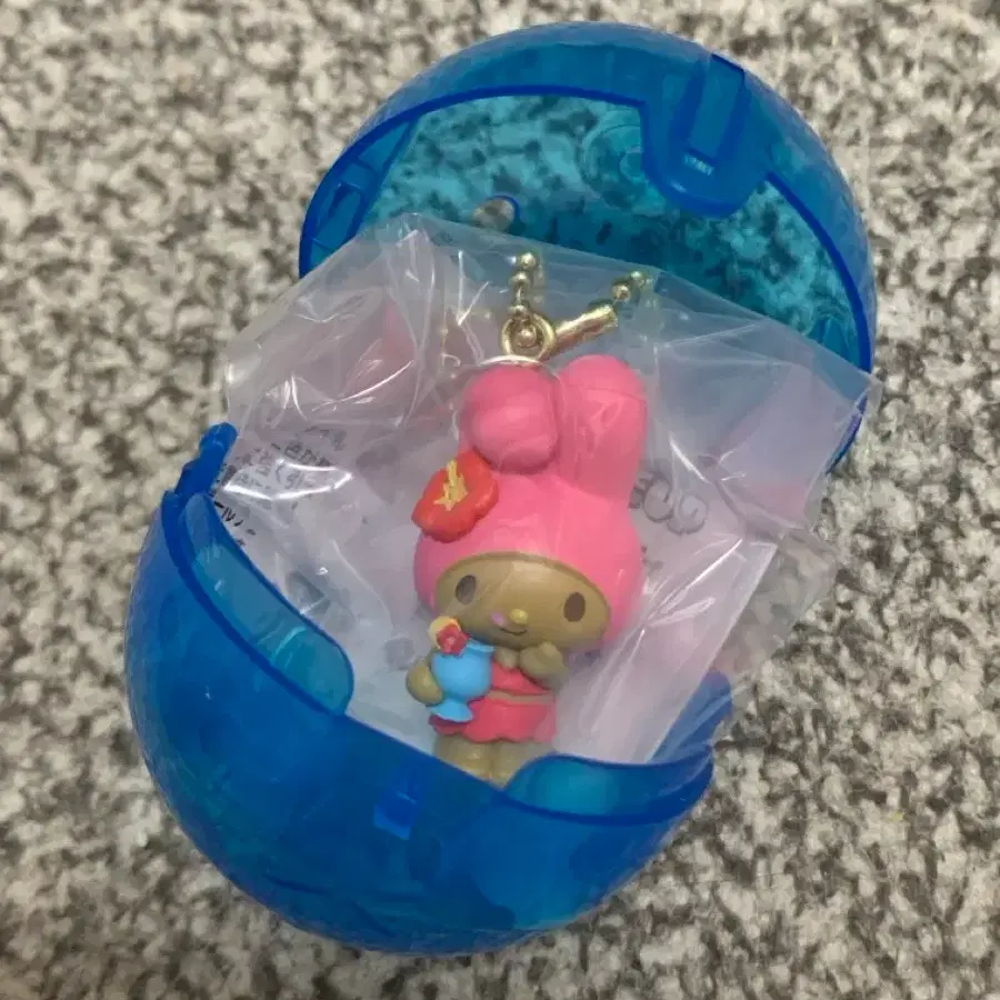 일본 정품 산리오 아로하 태닝 키링 가챠 - 마이멜로디(미개봉)