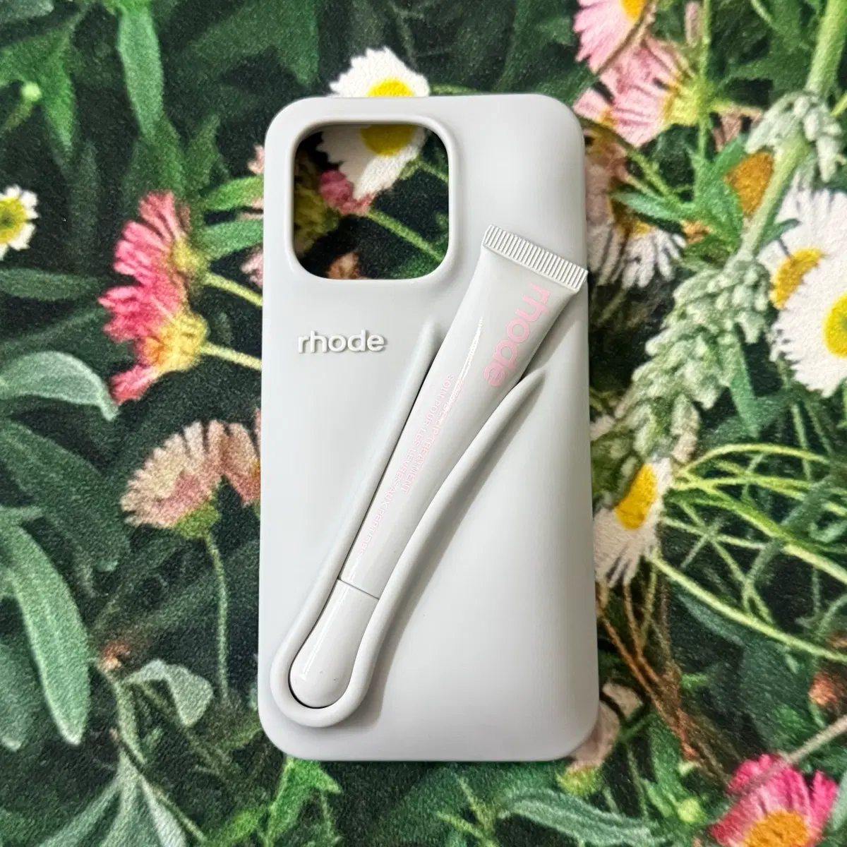 로드스킨 16pro 케이스 (립 포함)