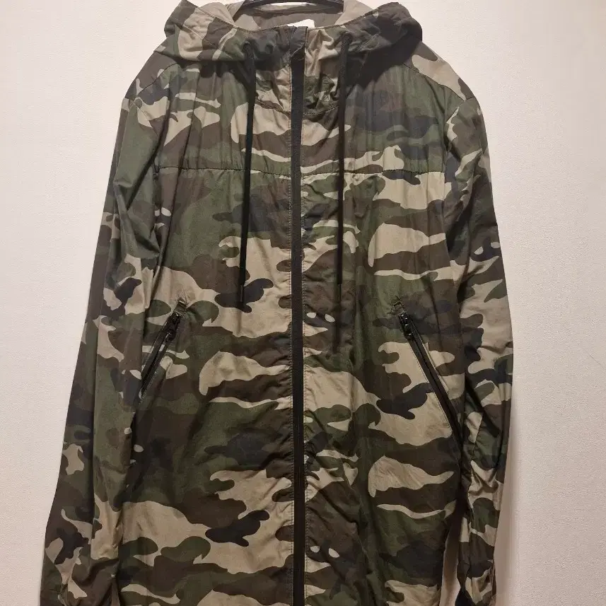 ZARA 카모플라쥬 후드 바람막이(야상) XL(105)