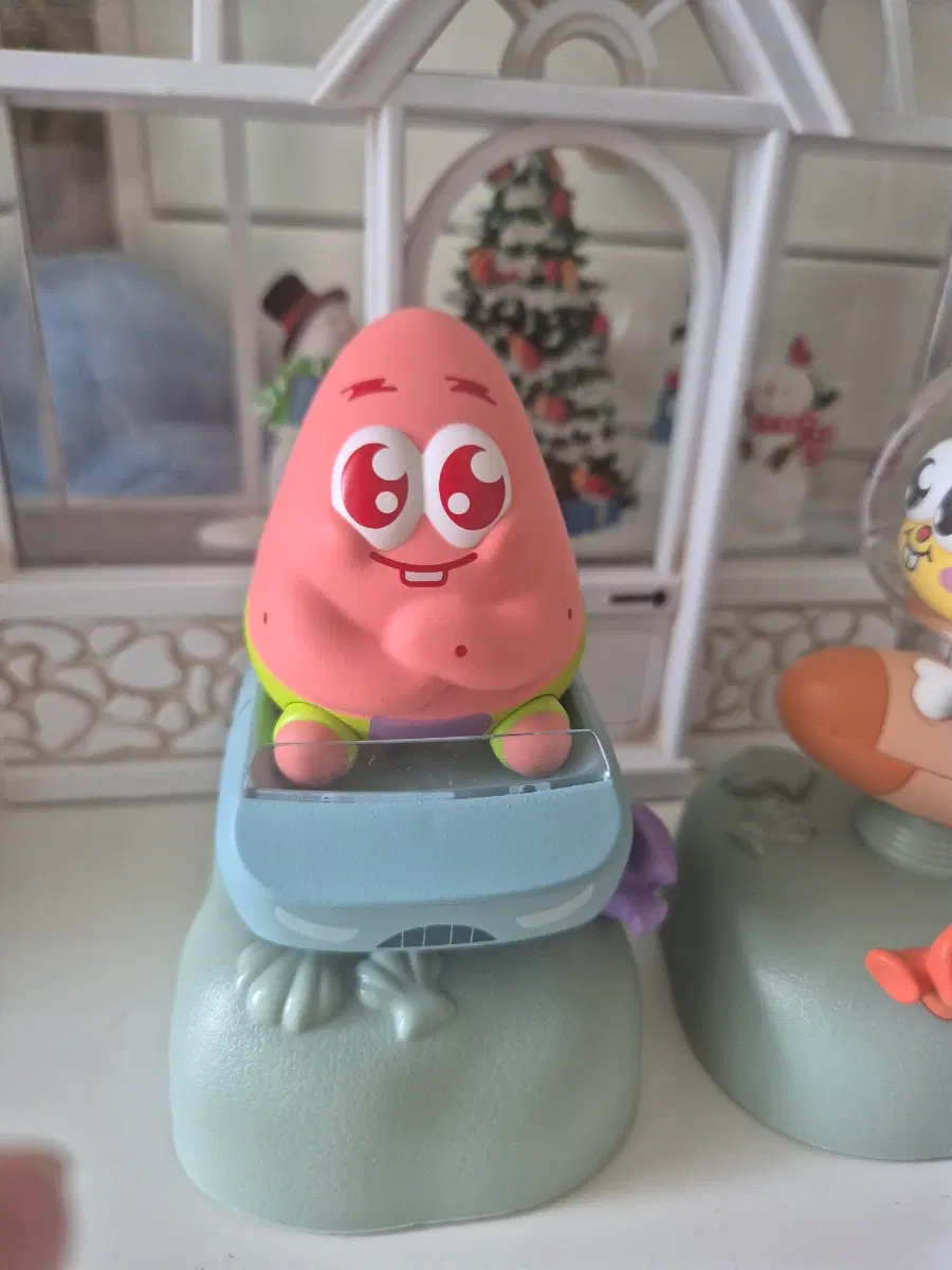 스폰지밥 움직이는 뚱이 피규어