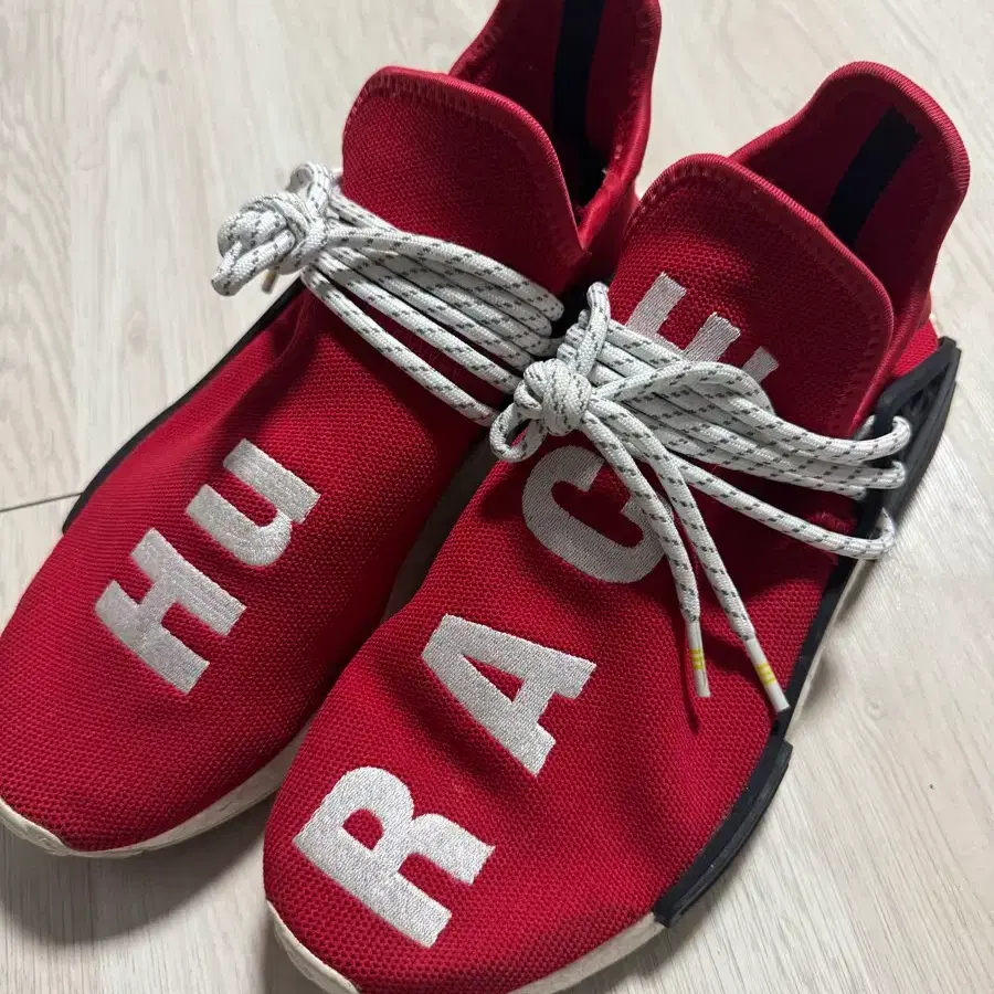 아디다스 x 퍼렐 윌리암스nmd hu 휴먼레이스 OG