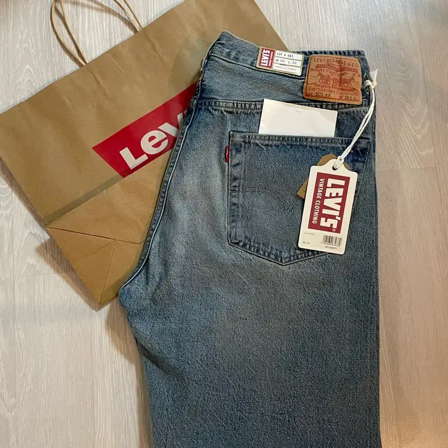 LVC 55501 블랙잭 36/32 새제품