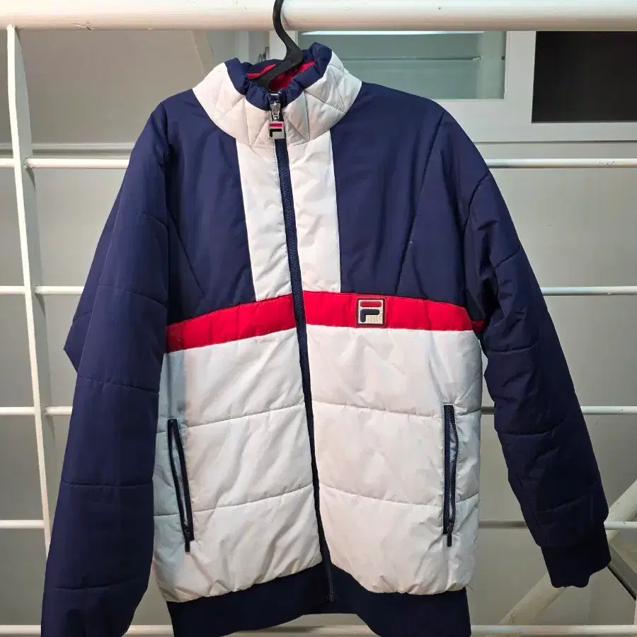 휠라 FILA SNOW TIME 빈티지 패딩 S