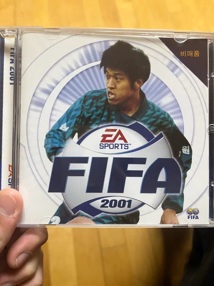 EA FIFA 2001 PC 게임팝니다