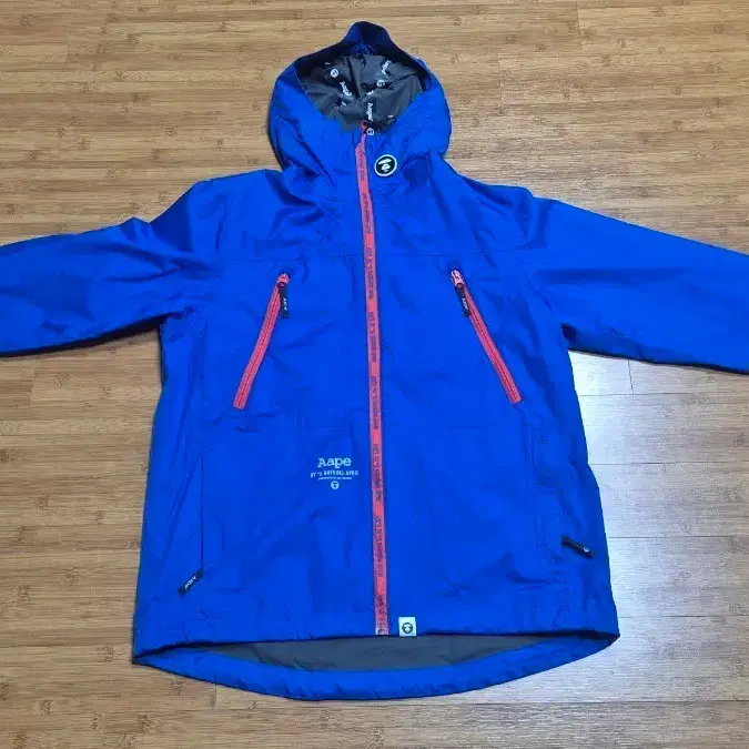 에이프 AAPE 바람막이 L 사이즈