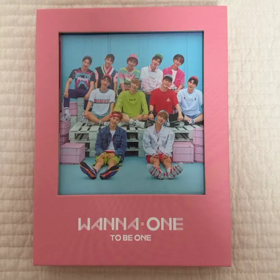 워너원 데뷔 앨범 황민현