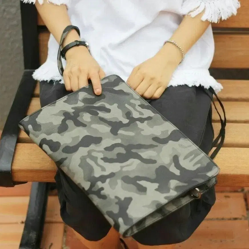 카모플라쥬클러치백