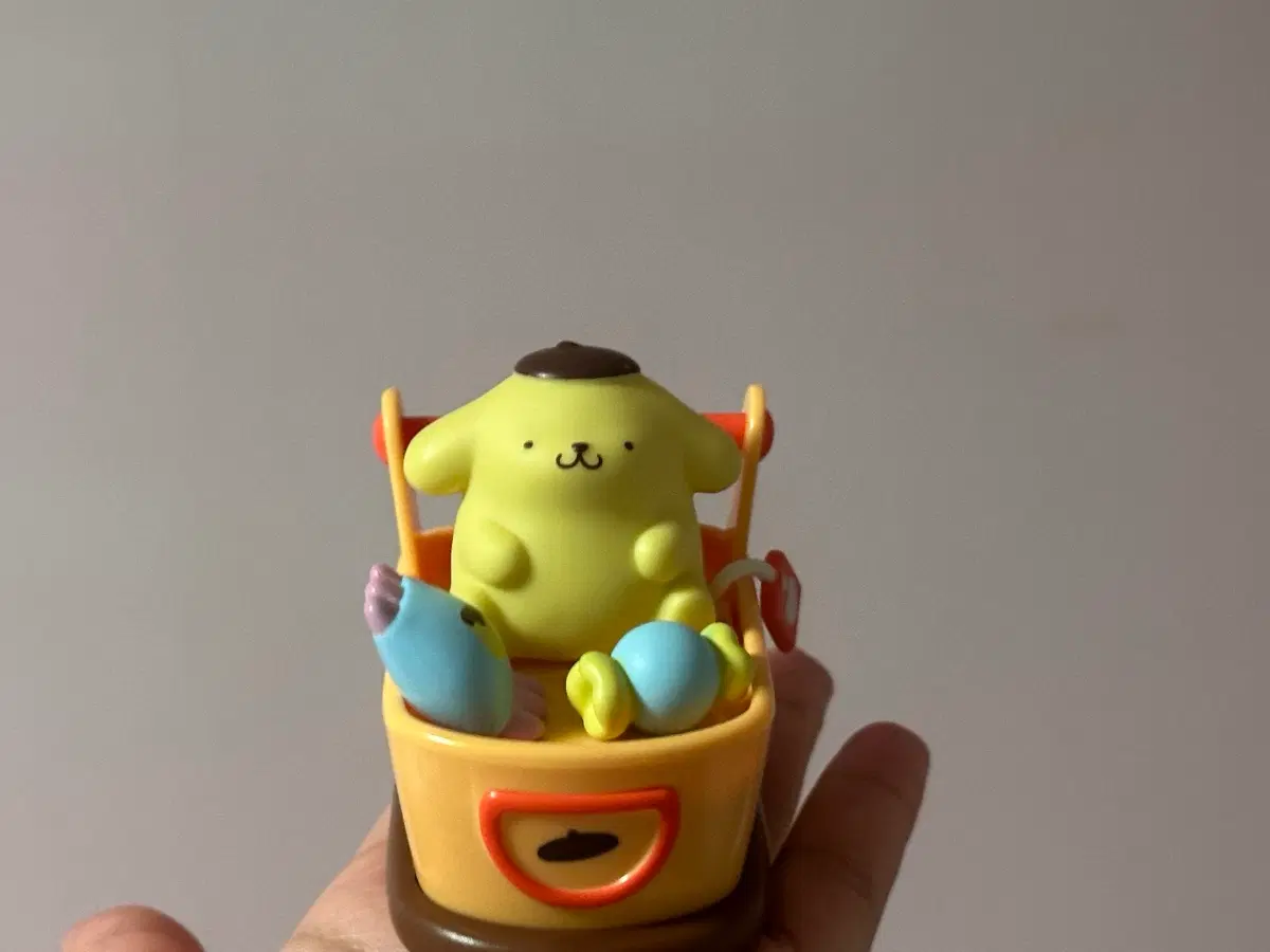 산리오 간식카트 폼폼푸린 자동차